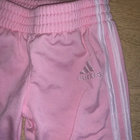 Adidas Baby Girl Pink and White Joggers 3 months - Picture 4 of 6